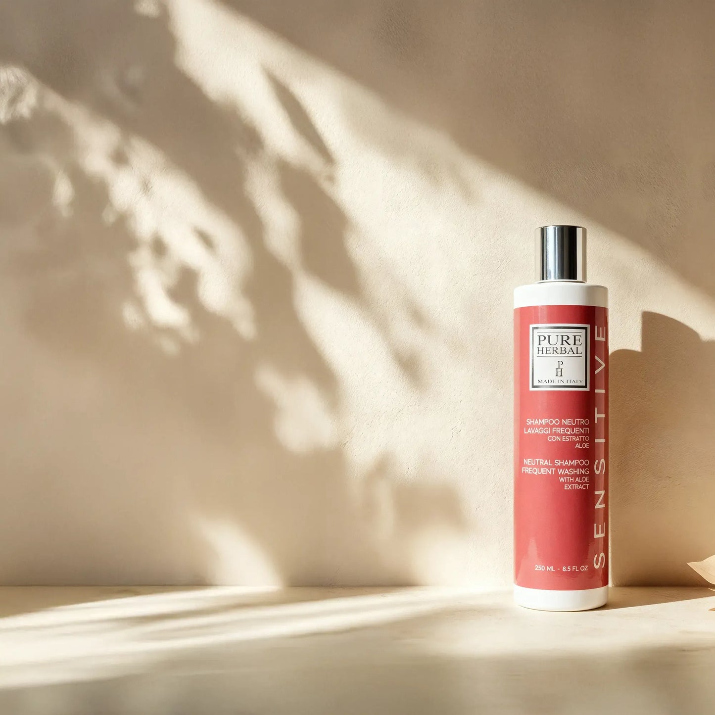 SHAMPOO_SENSITIVE_250ML LAVAGGI FREQUENTI PURE HERBAL