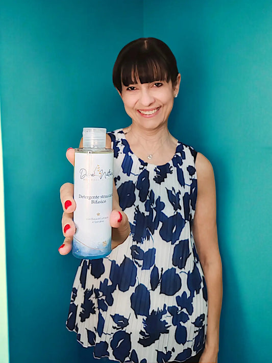 DETERGENTE STRUCCANTE BIFASICO